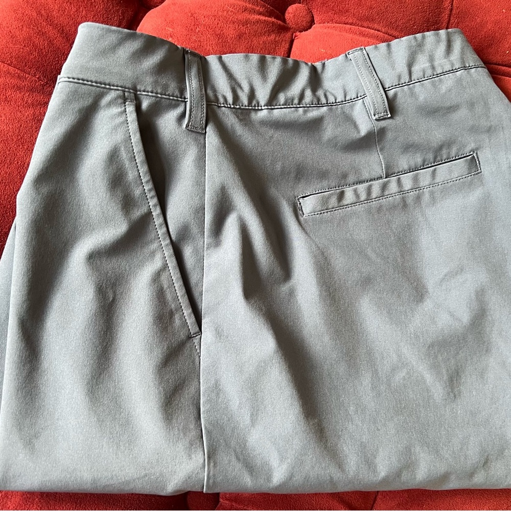 TGW Men's Flat Front Stretch Waist Performance  Golf Shorts